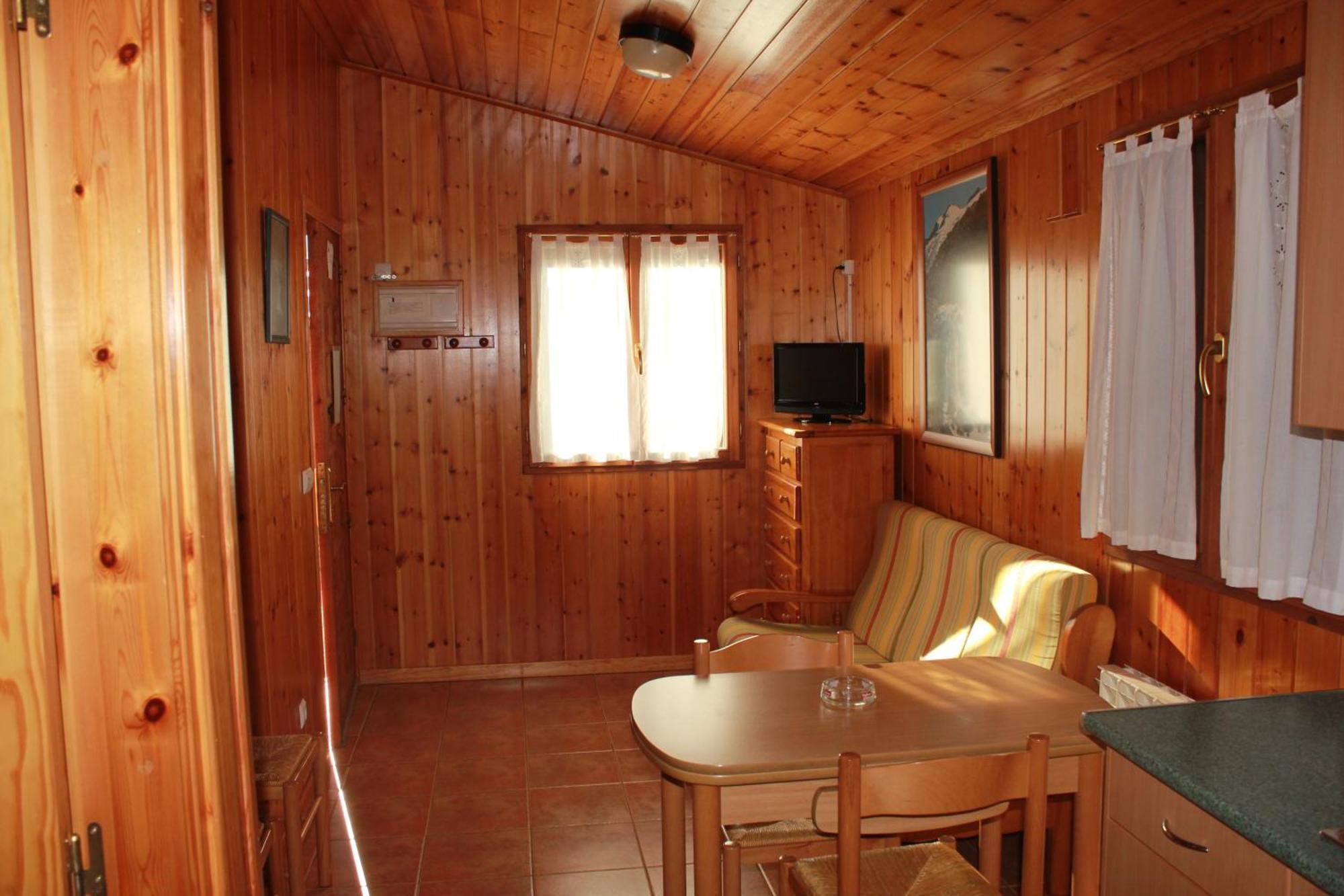Camping Valle De Tena Sabinanigo Exterior foto