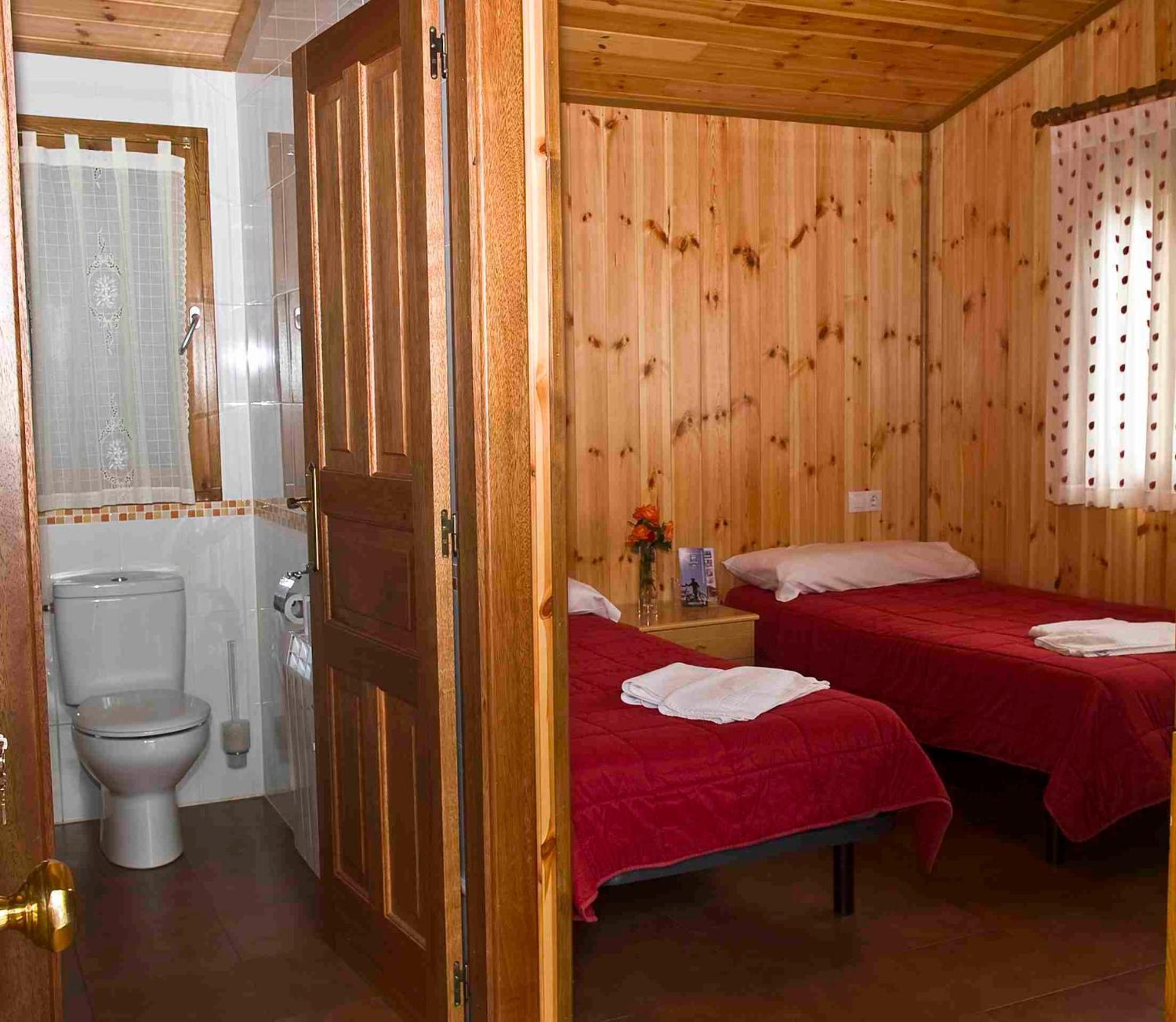 Camping Valle De Tena Sabinanigo Exterior foto