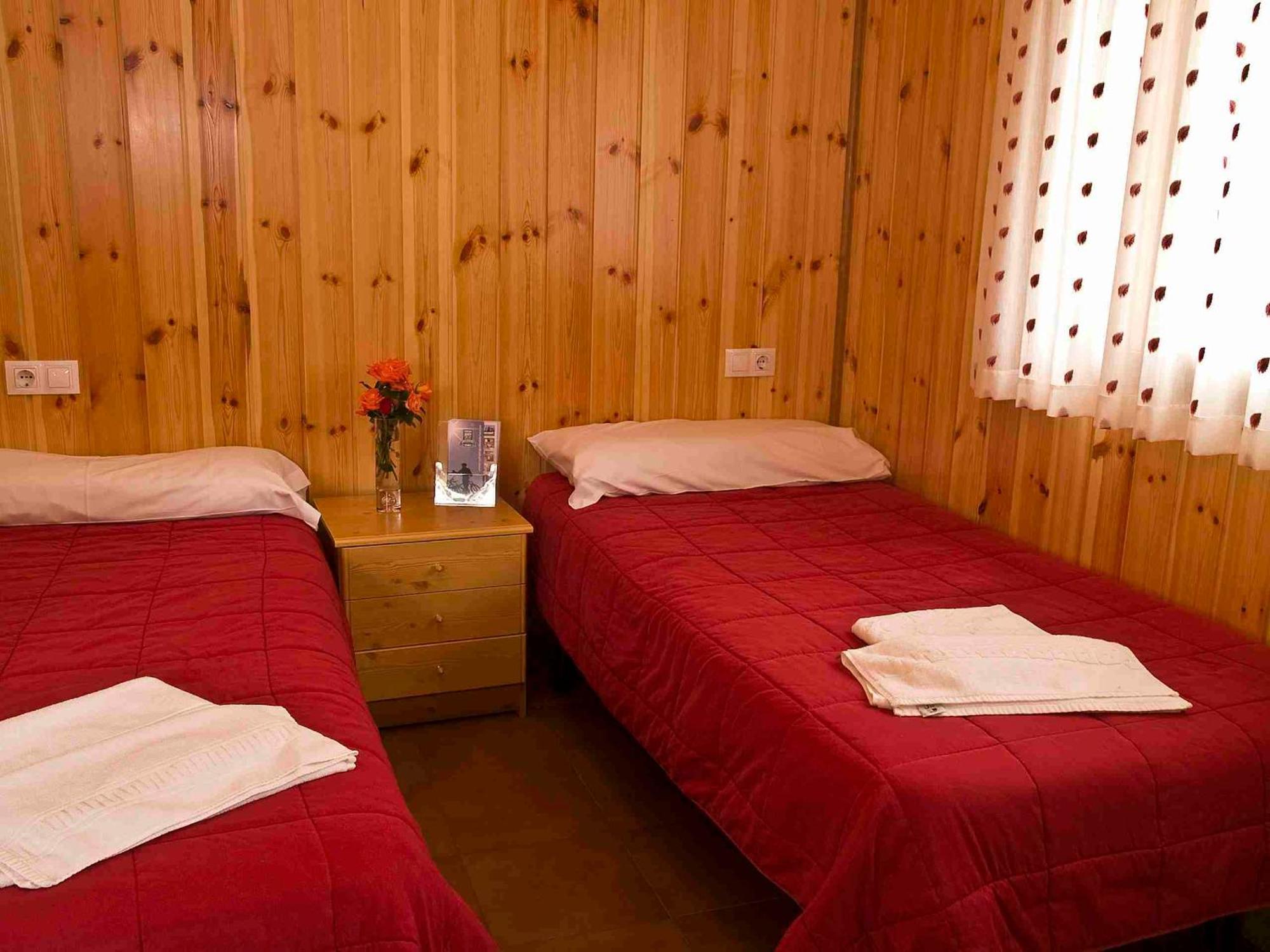 Camping Valle De Tena Sabinanigo Exterior foto